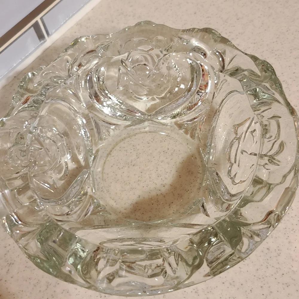 Elegant Clear Glass Candy Dish/ashtray with Floral Rose Design